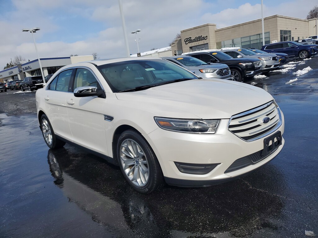 Used 2018 Ford Taurus Limited Sedan