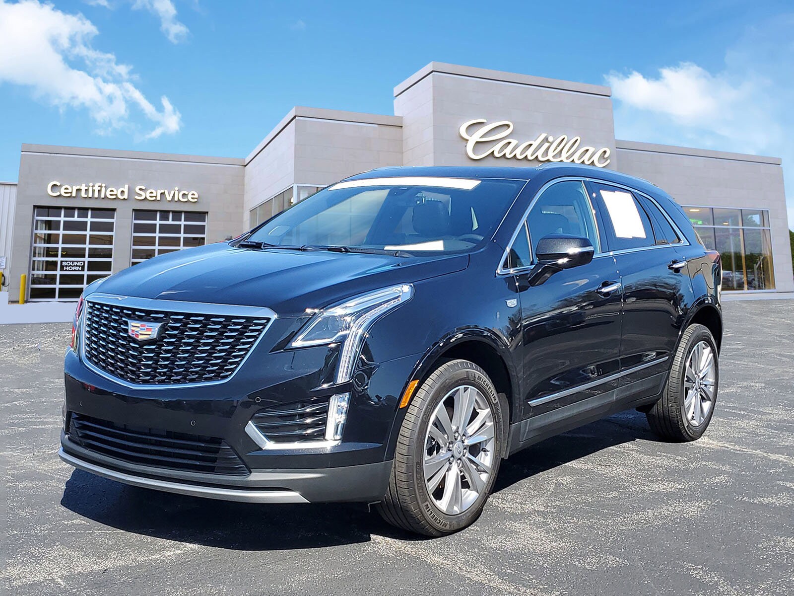 2023 Cadillac XT5 AWD Premium Luxury's photo
