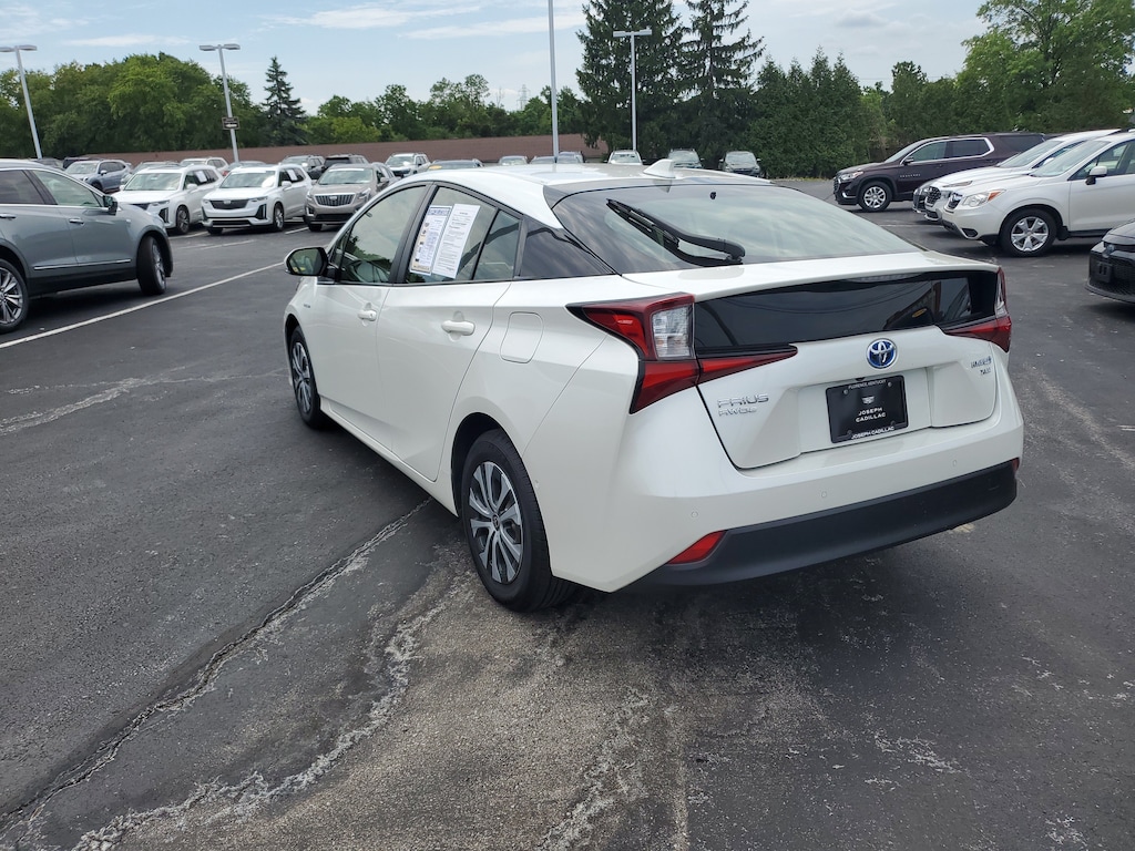 Used 2019 Toyota Prius XLE AWD-e Hatchback