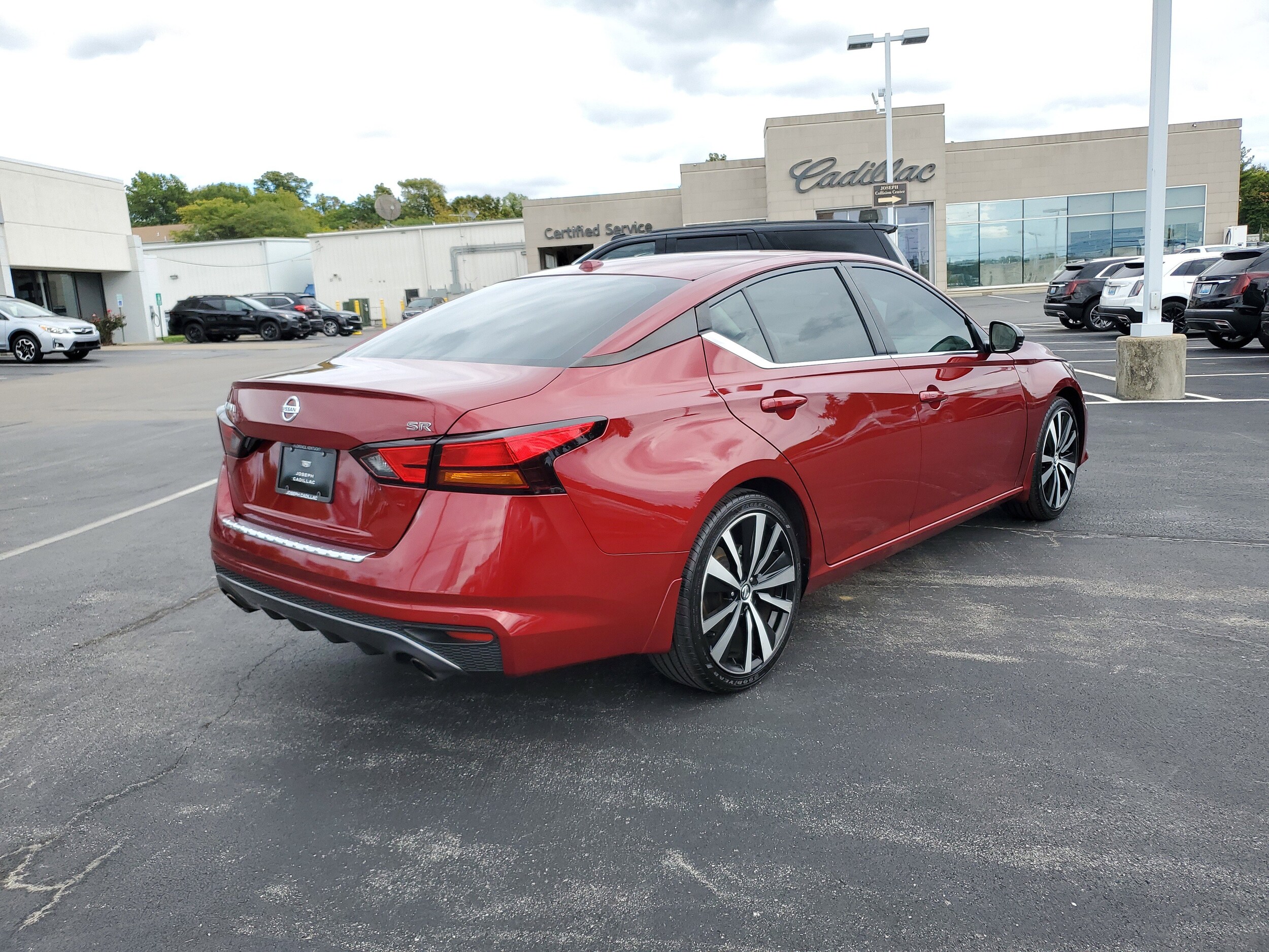 2021 Nissan Altima 2.5 SR photo 3