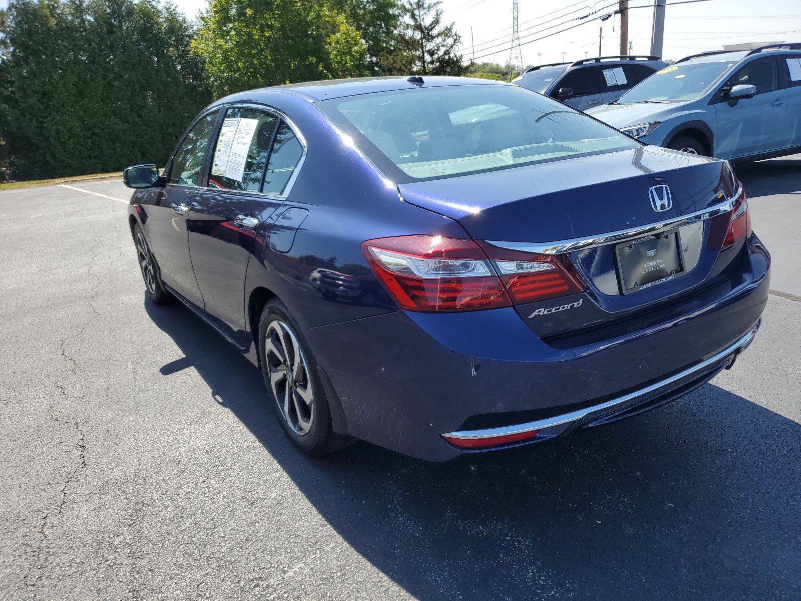 Used 2017 Honda Accord EX with VIN 1HGCR2F77HA172567 for sale in Florence, KY