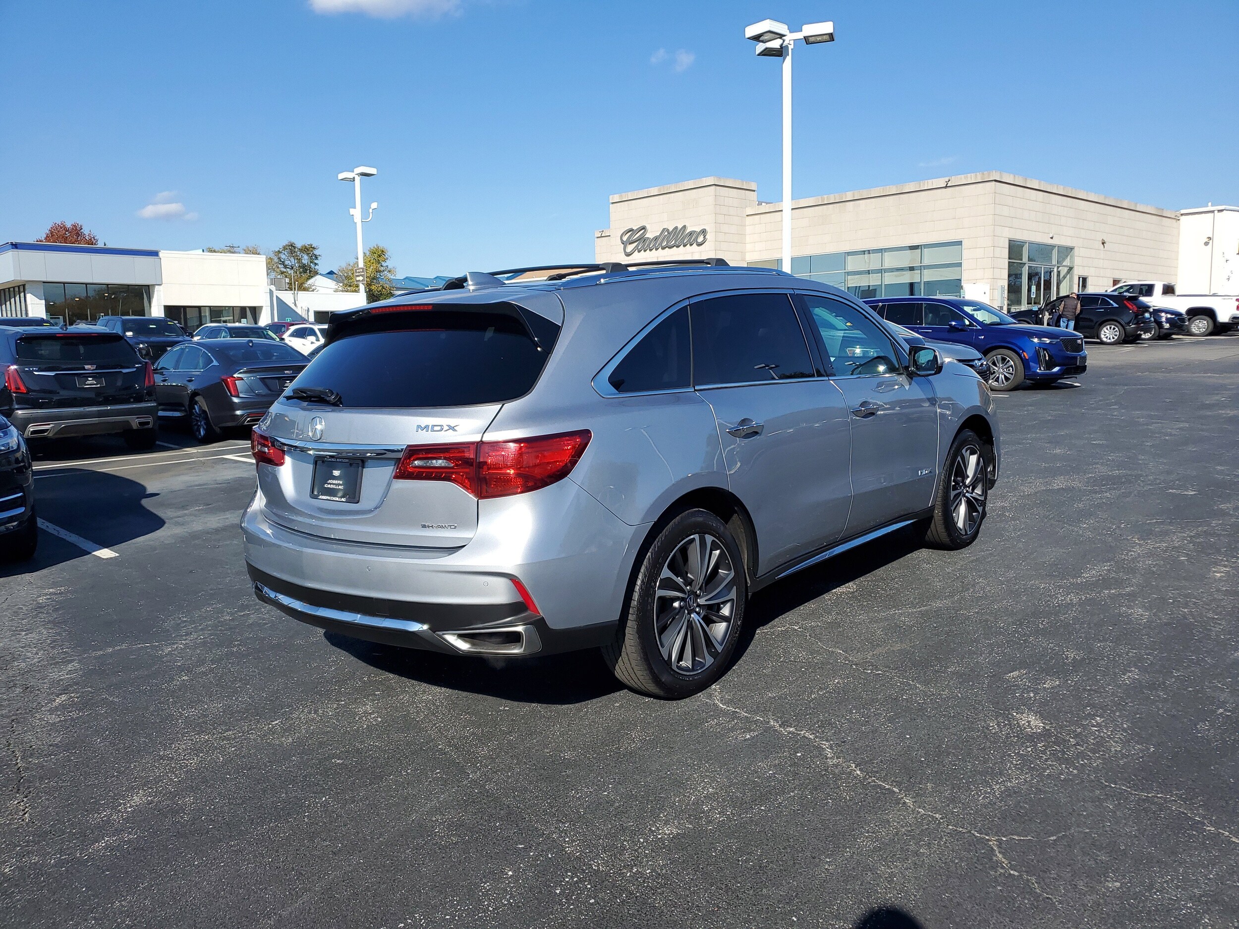 2020 Acura MDX SH-AWD Technology photo 2