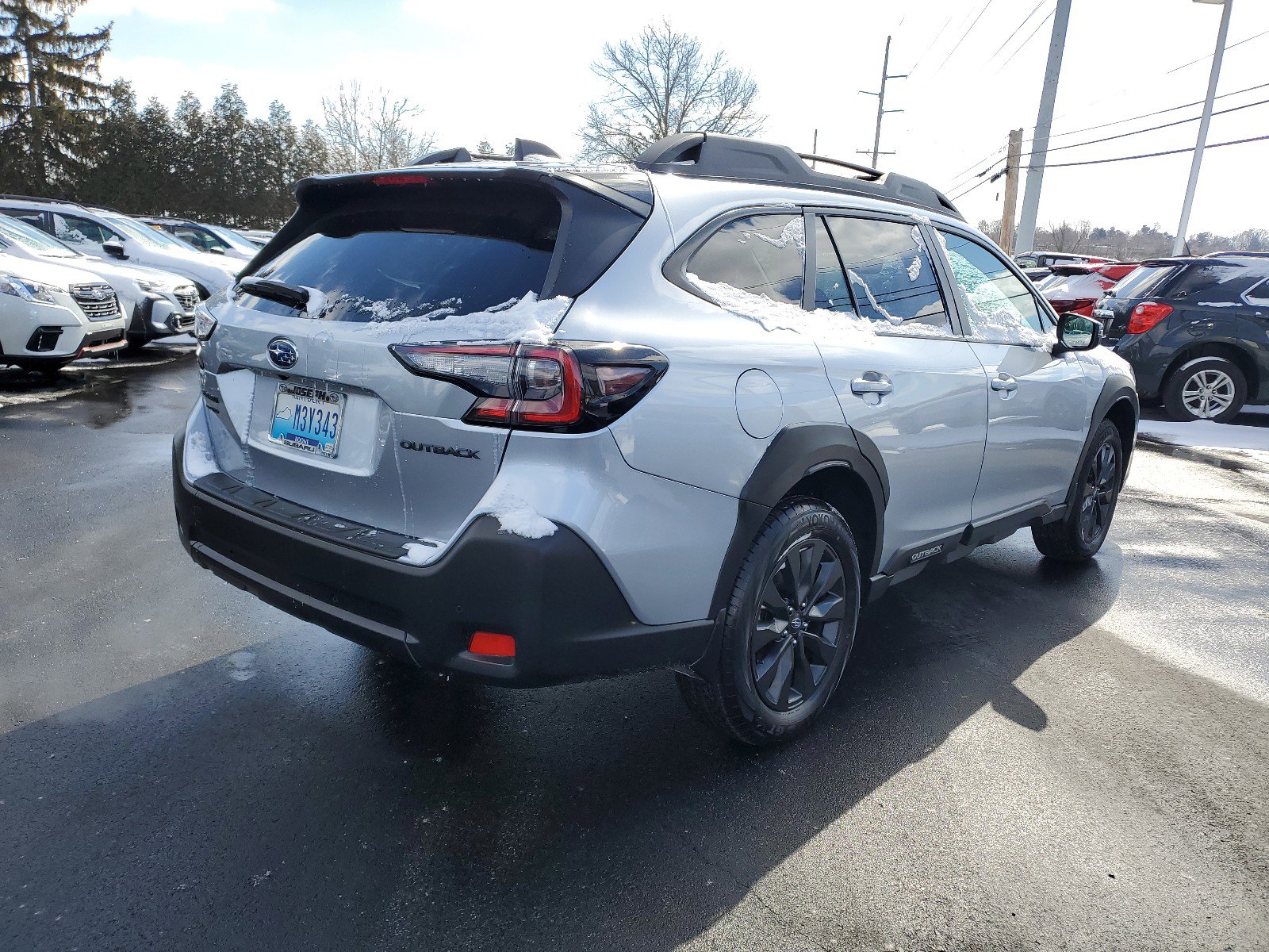 2025 Subaru Outback Onyx Edition photo 3