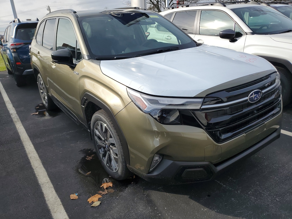 New 2025 Subaru Forester Touring Hybrid SUV