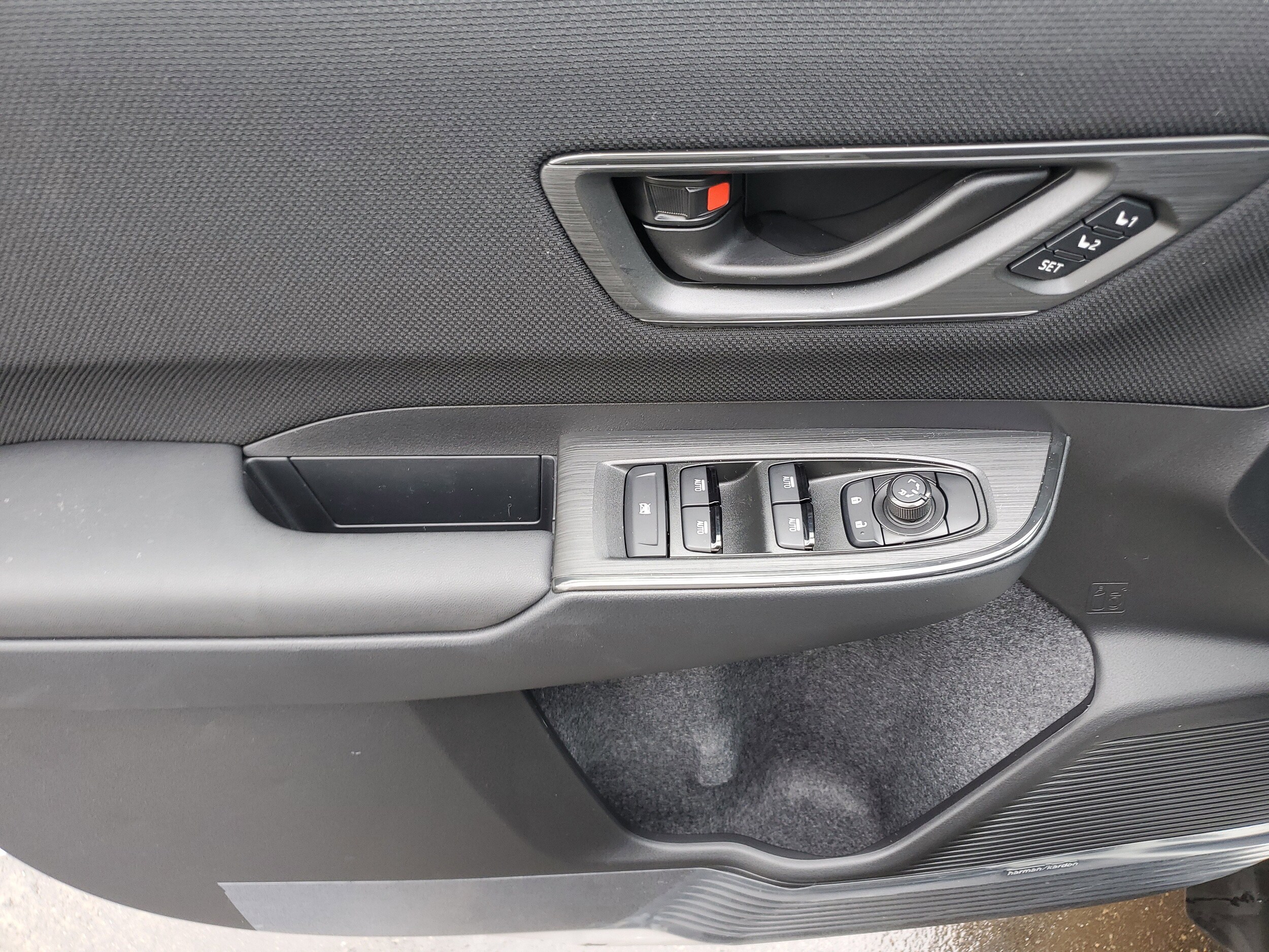 2026 Subaru Outback Limited - Photo 14