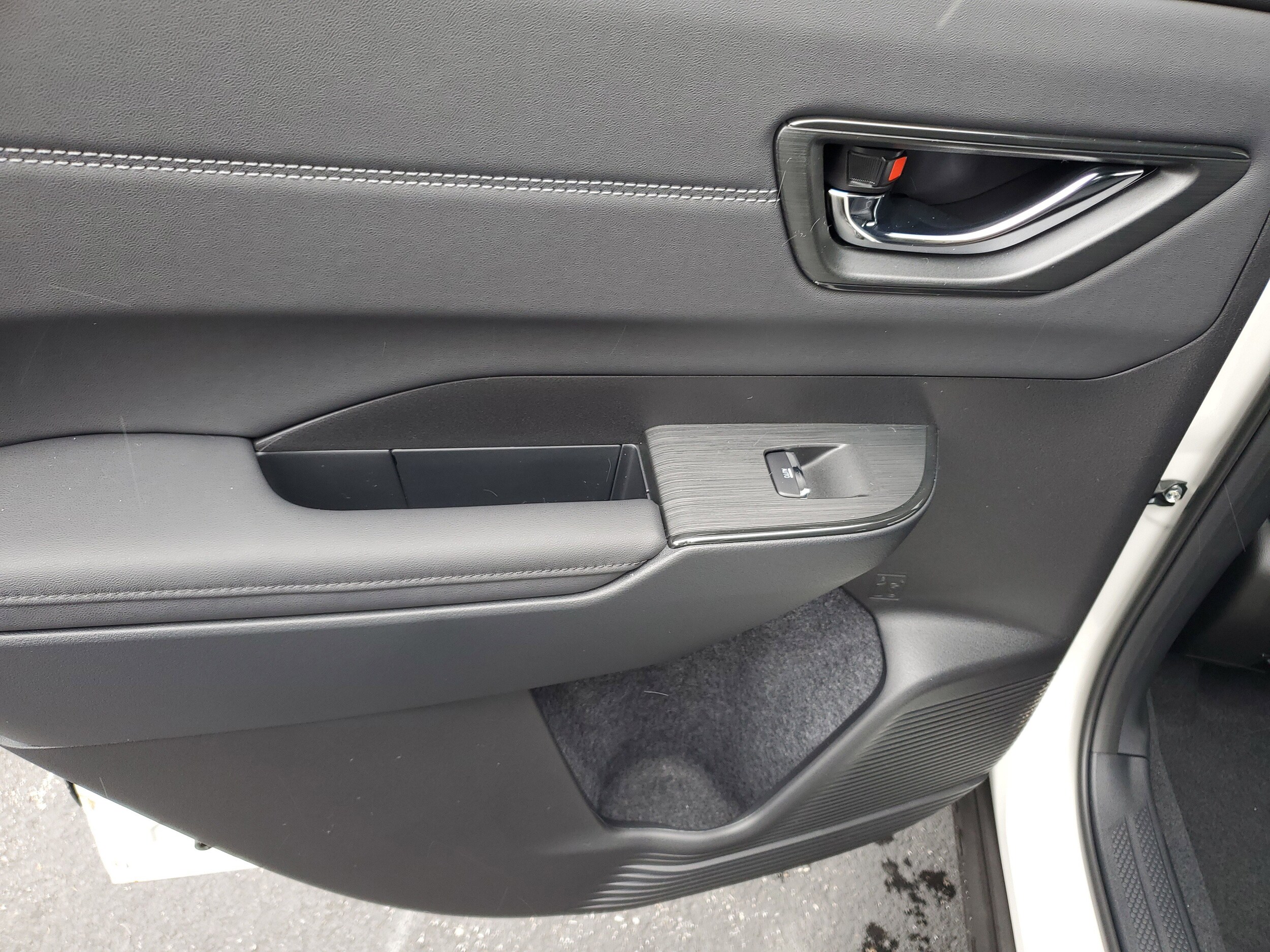 2026 Subaru Outback Touring XT - Photo 10