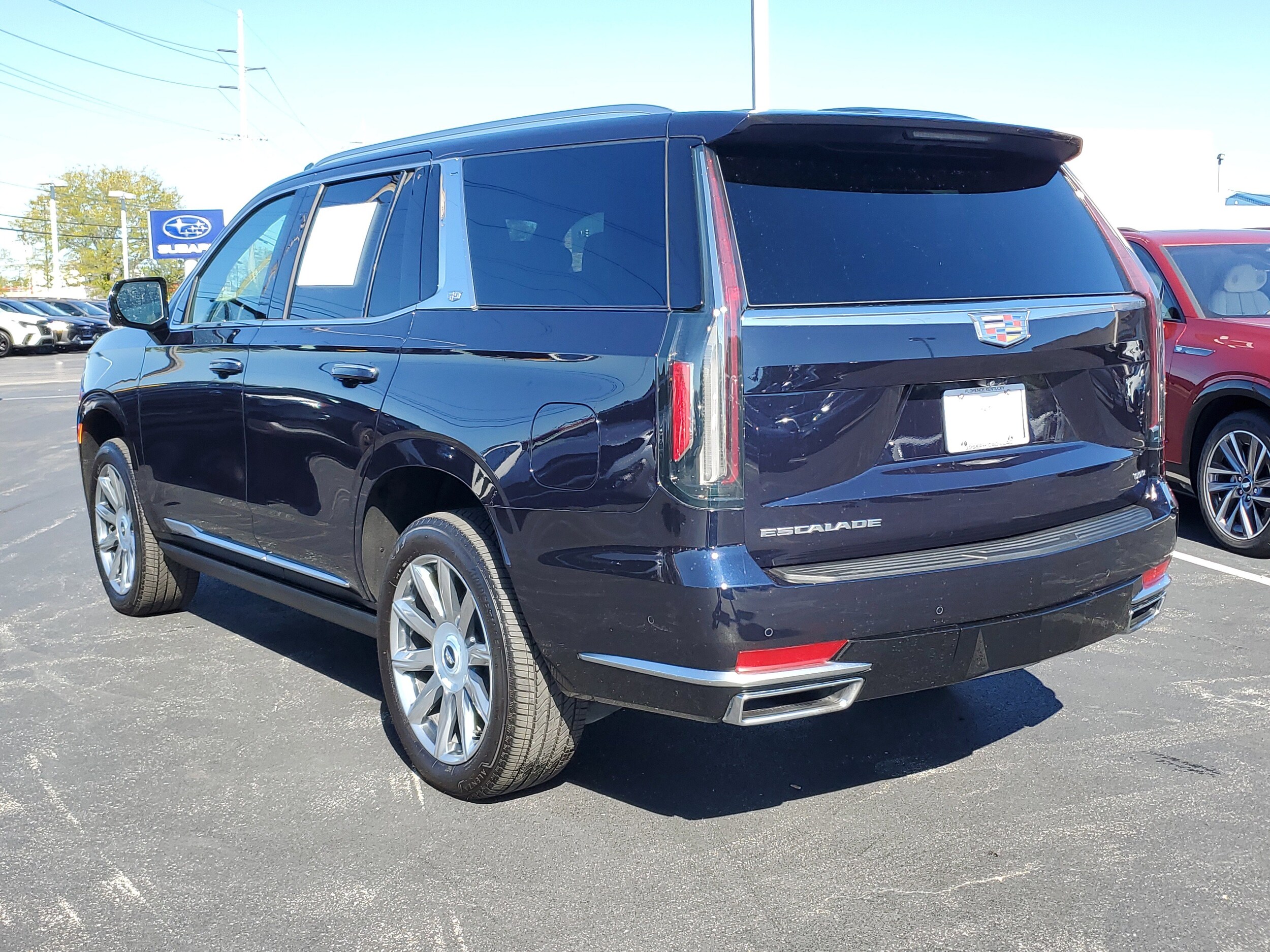 2024 Cadillac Escalade Premium Luxury Platinum photo 2