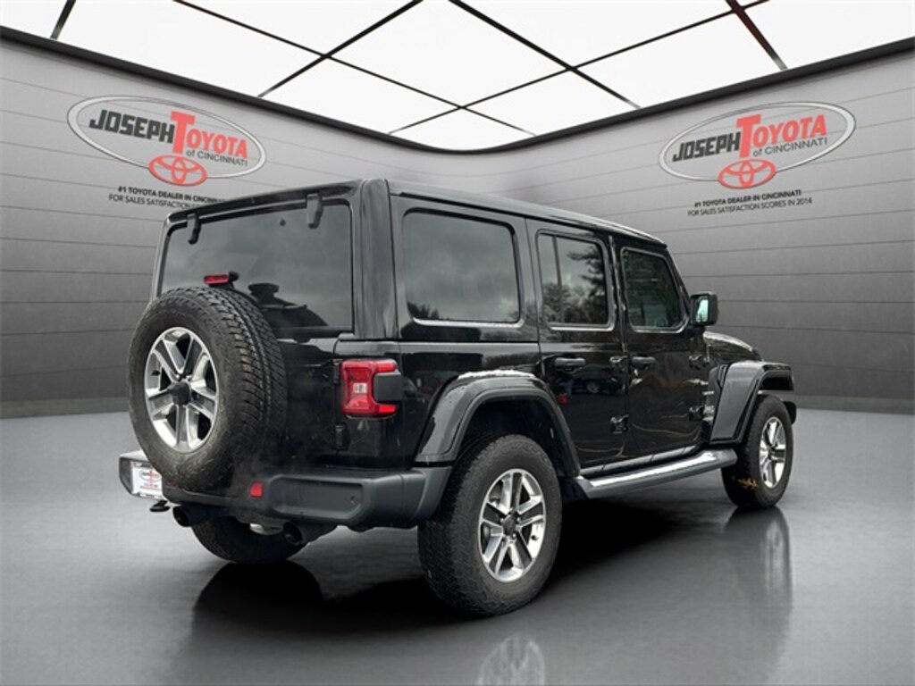 Used 2019 Jeep Wrangler Unlimited Sahara SUV
