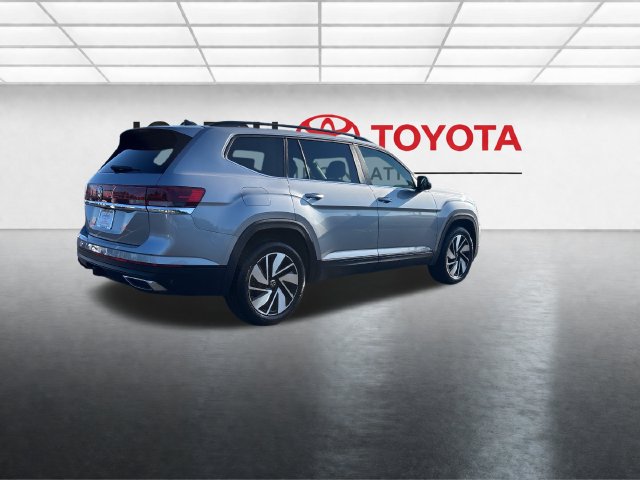 Used 2024 Volkswagen Atlas 2.0T SE w/Technology SUV