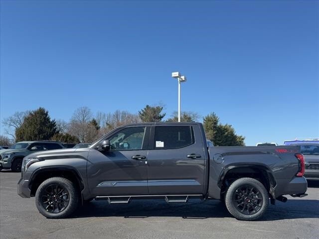 2025 Toyota Tundra Platinum photo 3