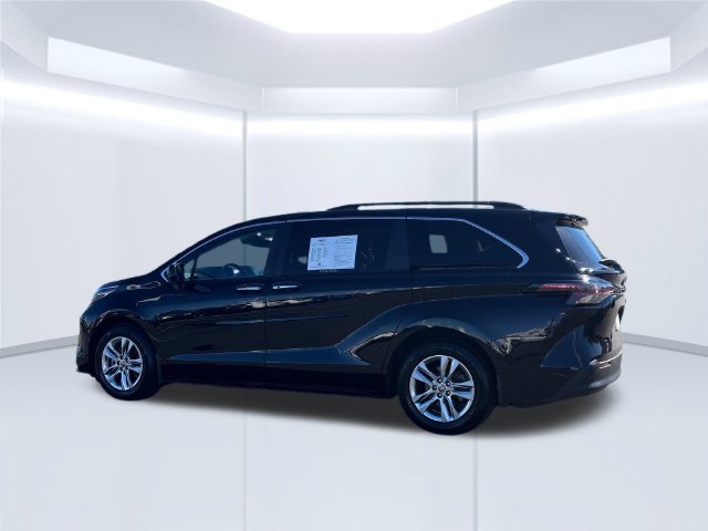 Certified 2024 Toyota Sienna XLE Van Passenger Van