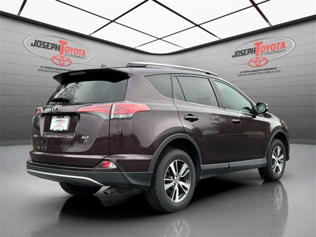 Used 2018 Toyota RAV4 XLE SUV