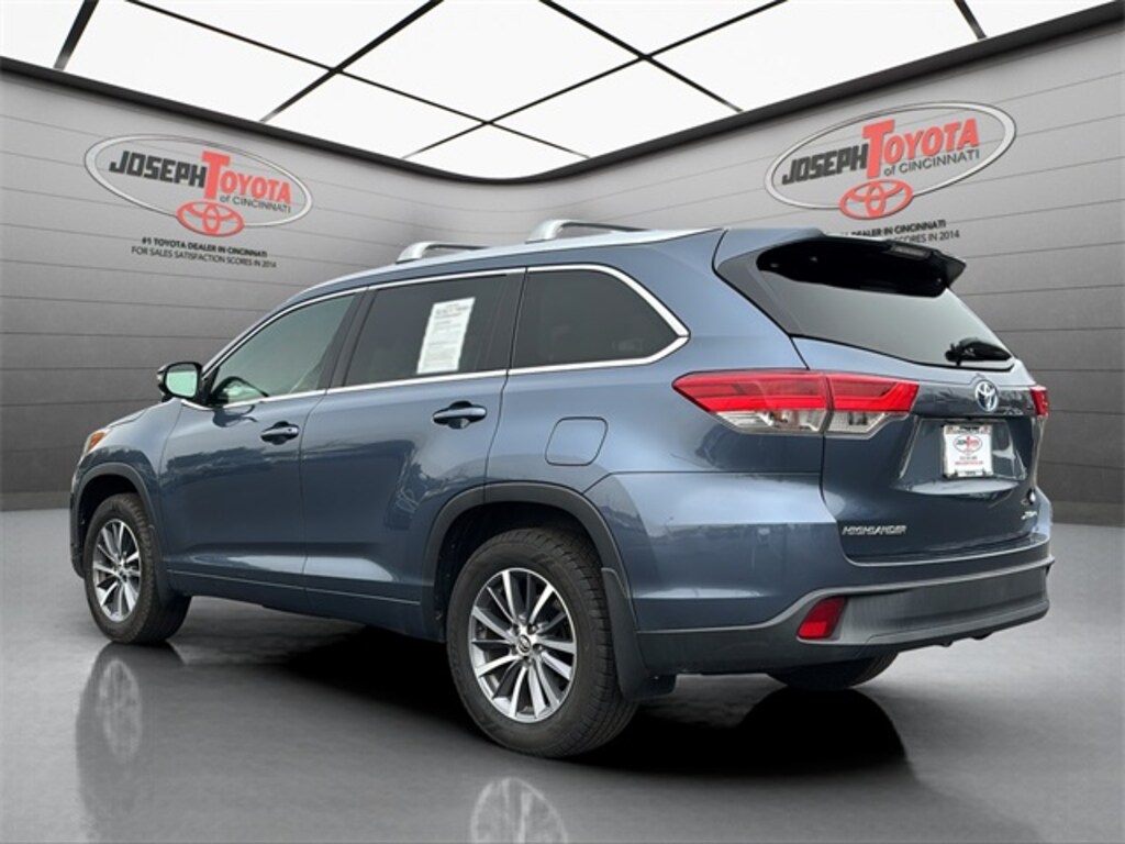 Used 2017 Toyota Highlander XLE SUV