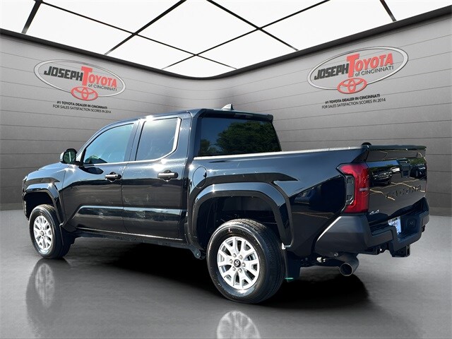 2024 Toyota Tacoma SR photo 3