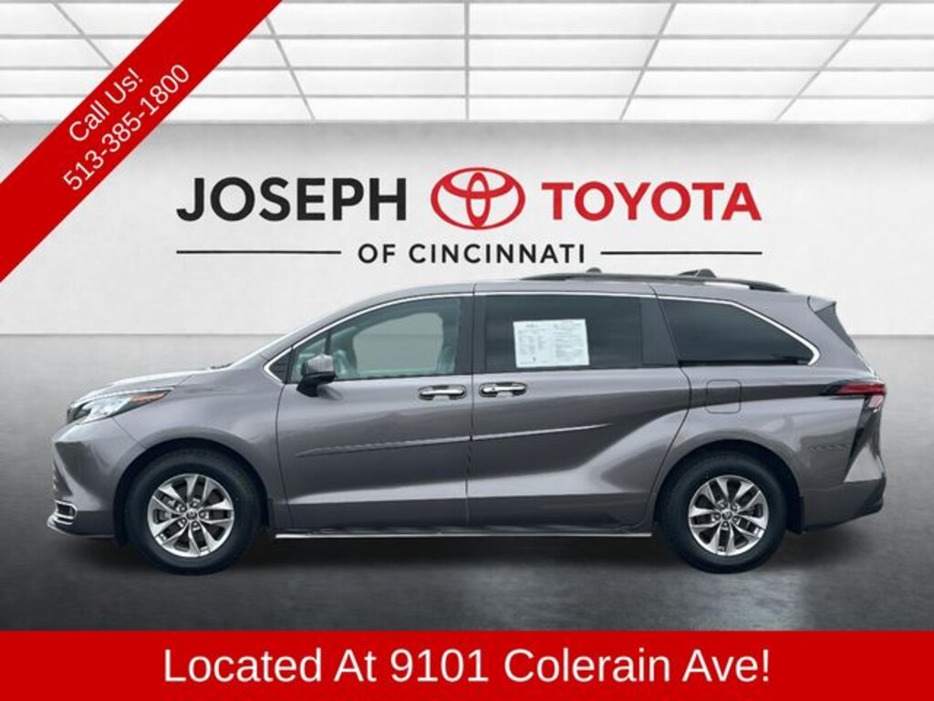 Used 2022 Toyota Sienna XLE Van Passenger Van