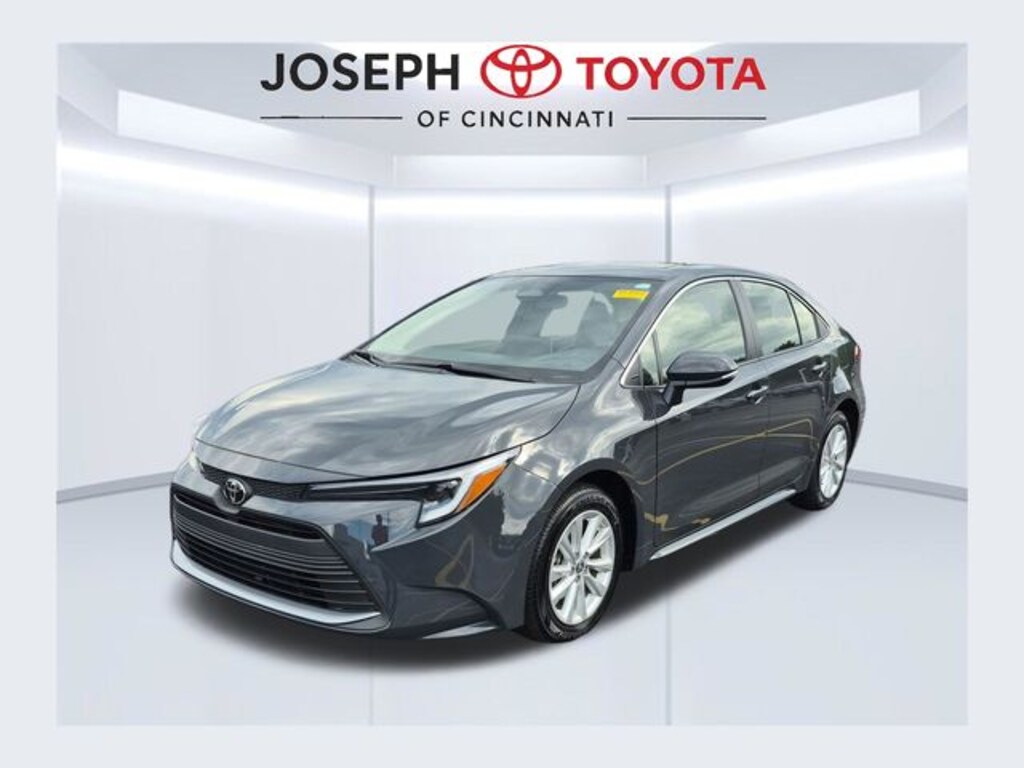 Used 2026 Toyota Corolla Hybrid XLE Sedan