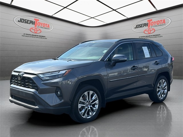 2022 Toyota RAV4 XLE Premium