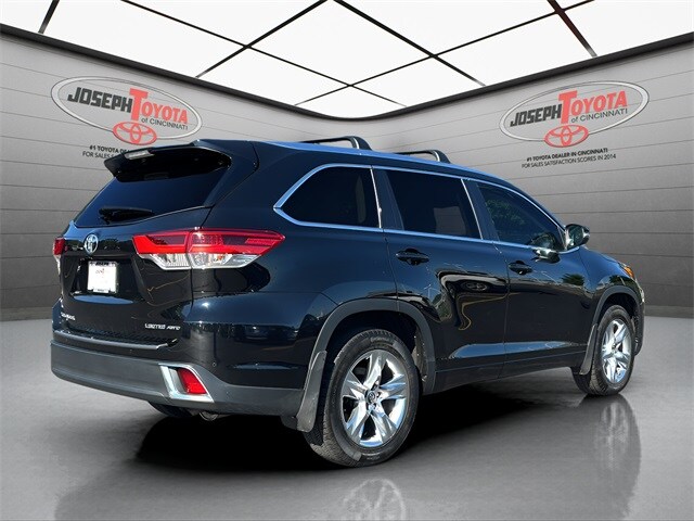 2019 Toyota Highlander Limited photo 3