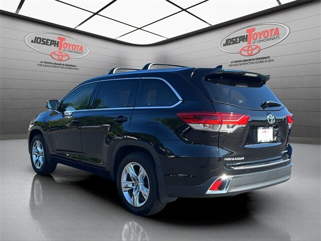 2019 Toyota Highlander Limited photo 2