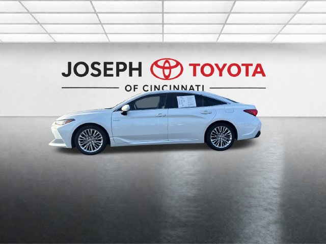 Used 2020 Toyota Avalon Hybrid Limited Sedan