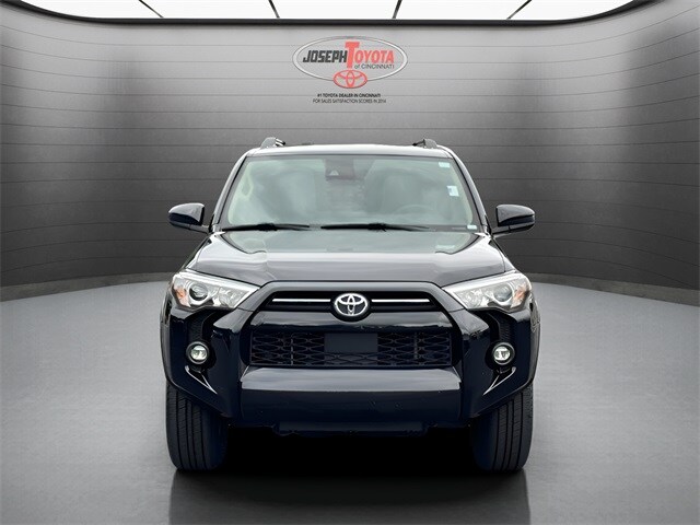 2023 Toyota 4Runner SR5 photo 2