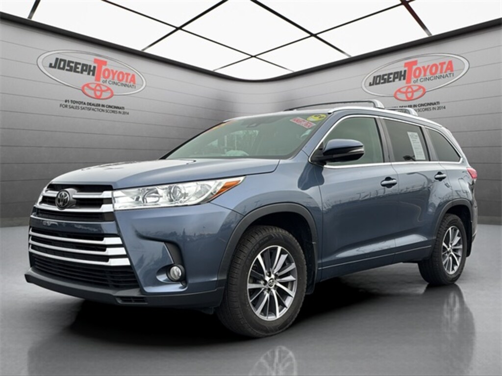 Used 2017 Toyota Highlander XLE SUV