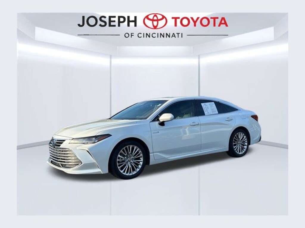 Used 2020 Toyota Avalon Hybrid Limited Sedan