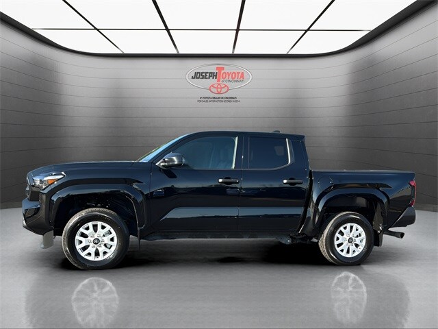 2024 Toyota Tacoma SR photo 2