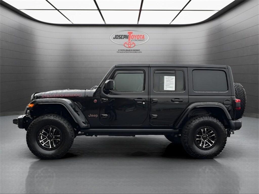 Used 2024 Jeep Wrangler Rubicon X SUV