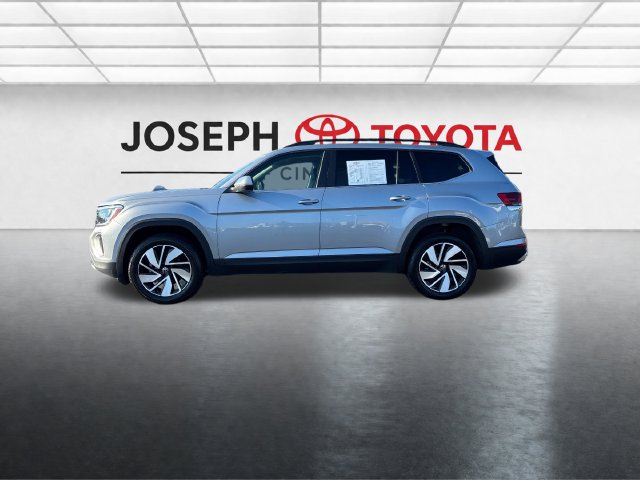 Used 2024 Volkswagen Atlas 2.0T SE w/Technology SUV