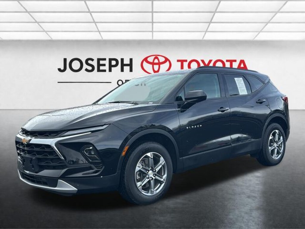 Used 2024 Chevrolet Blazer LT SUV