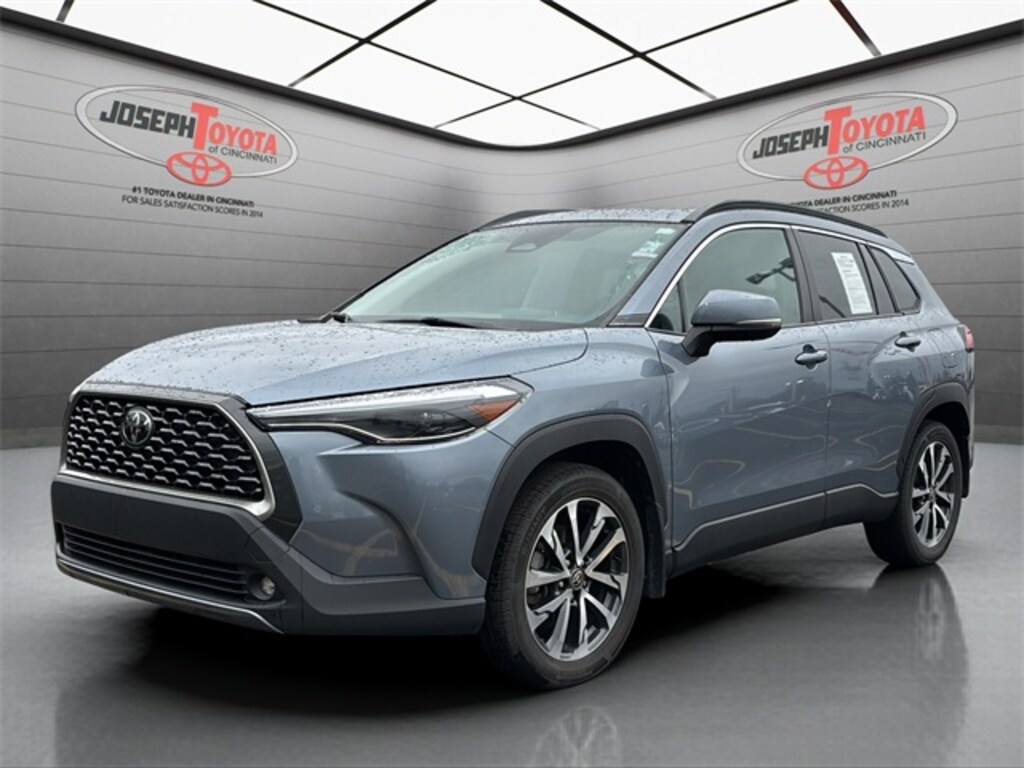 Used 2023 Toyota Corolla Cross XLE SUV