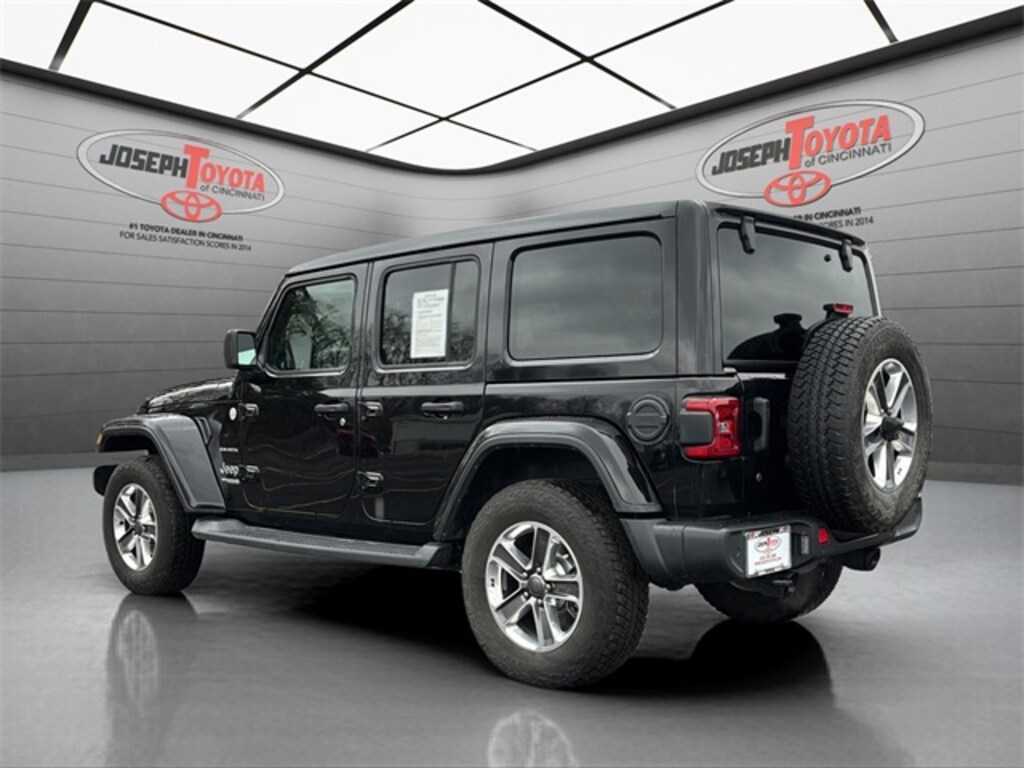 Used 2019 Jeep Wrangler Unlimited Sahara SUV