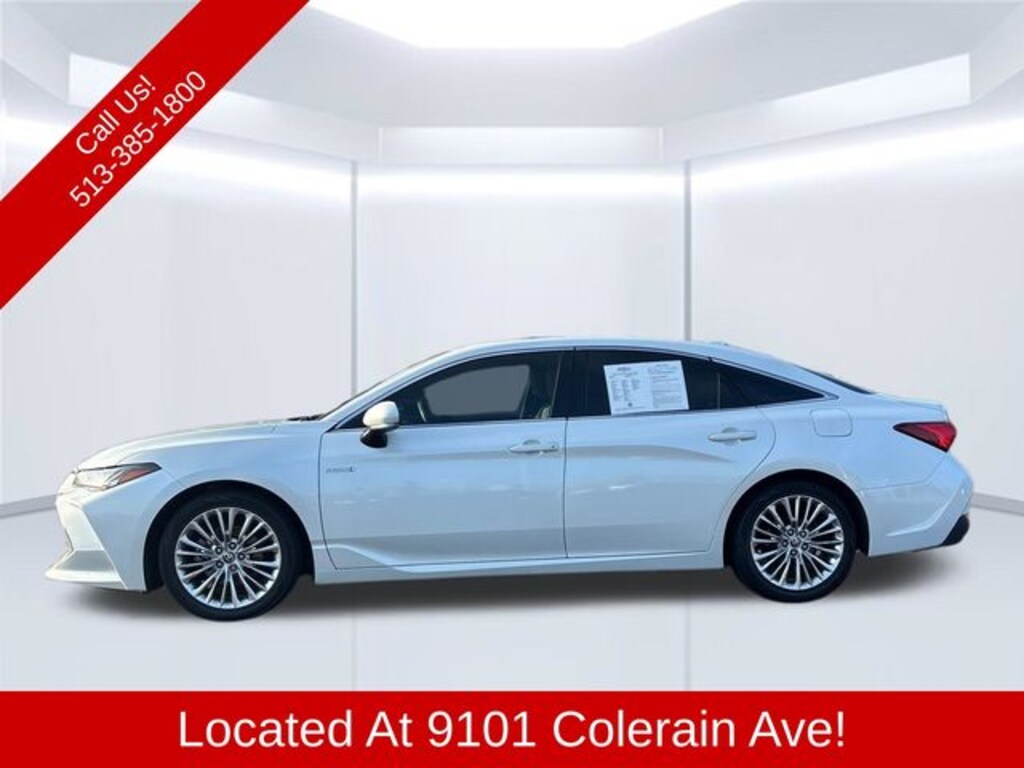 Used 2020 Toyota Avalon Hybrid Limited Sedan