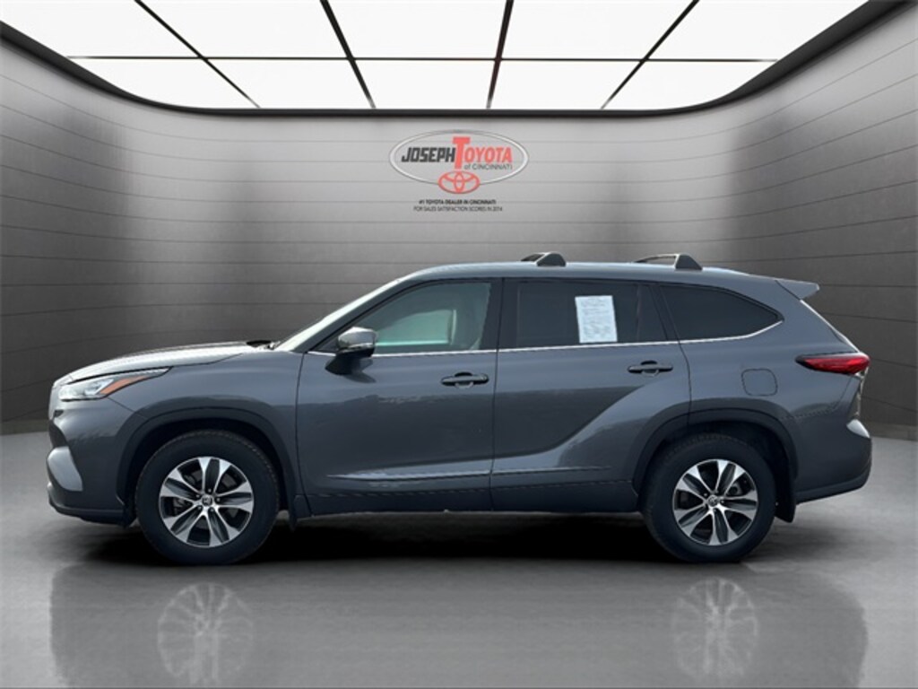 Used 2020 Toyota Highlander XLE SUV