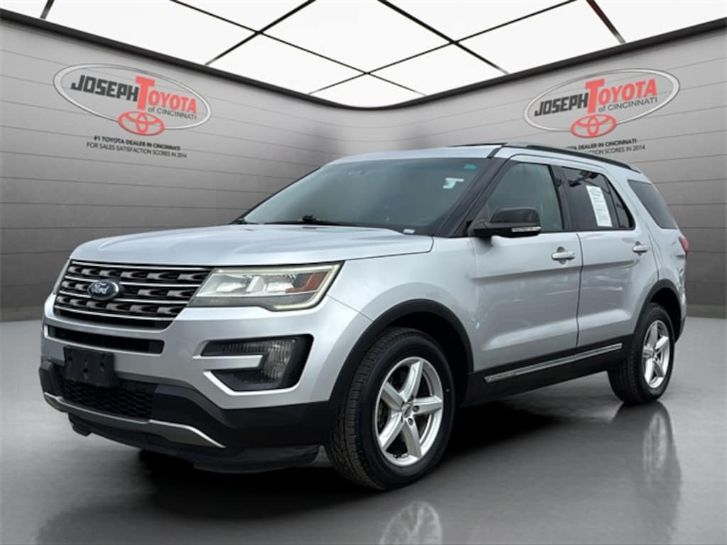 Used 2016 Ford Explorer XLT SUV