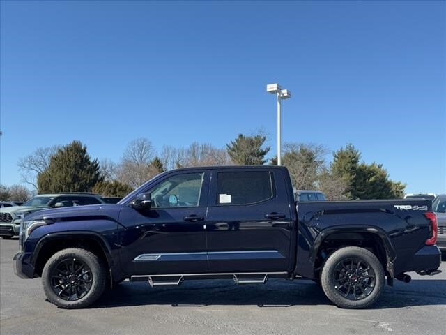 2025 Toyota Tundra Platinum photo 3