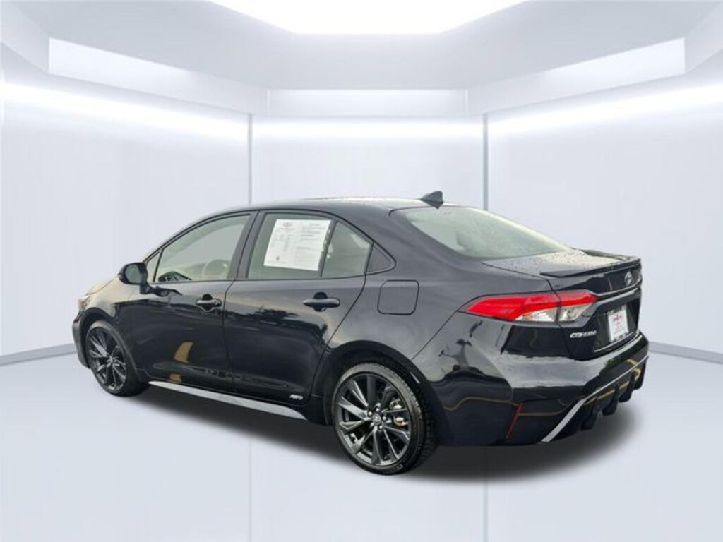 Certified 2025 Toyota Corolla Hybrid SE Sedan