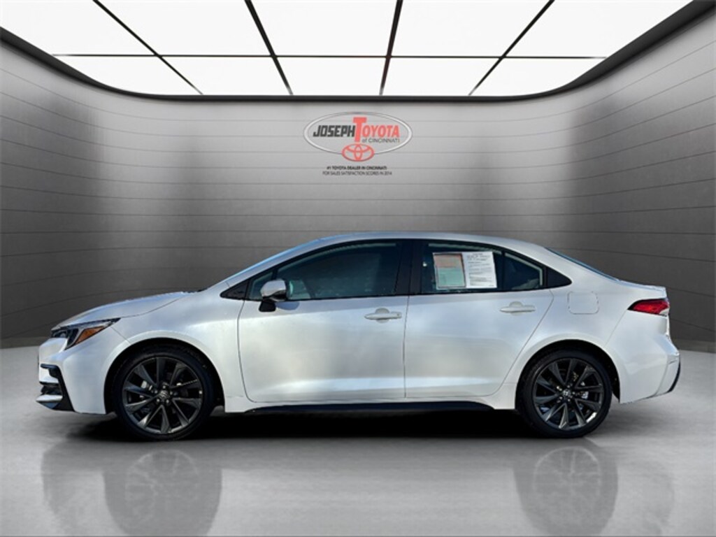 Certified 2025 Toyota Corolla SE Sedan