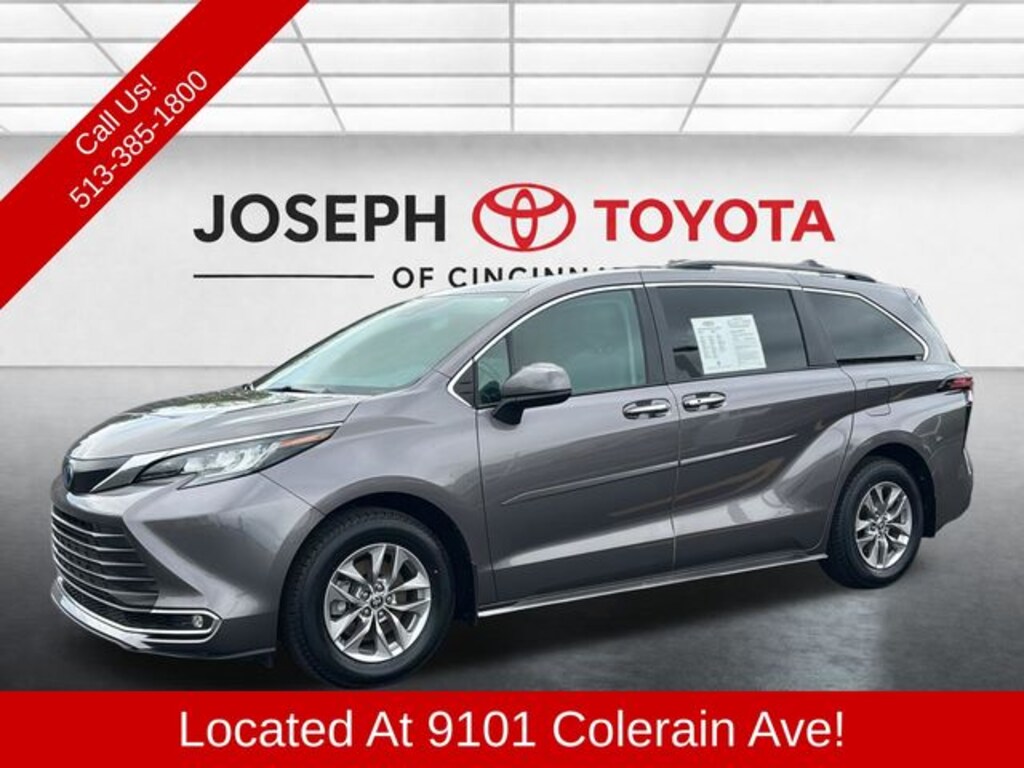 Used 2022 Toyota Sienna XLE Van Passenger Van