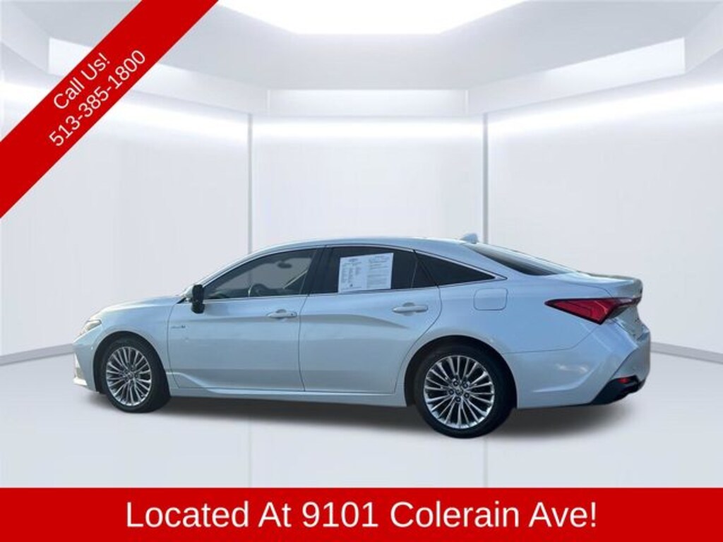 Used 2020 Toyota Avalon Hybrid Limited Sedan