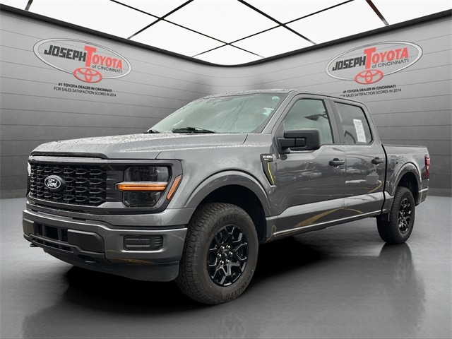 2025 Ford F-150 STX's photo