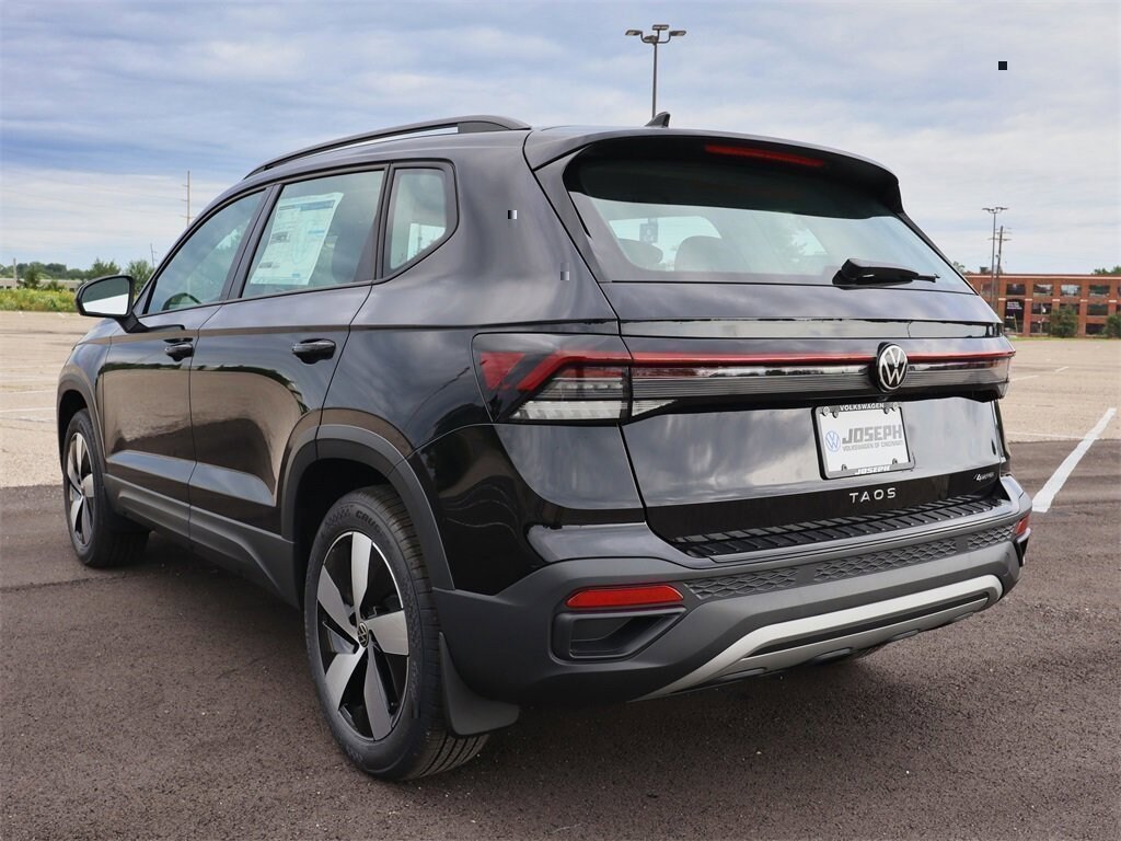 New 2025 Volkswagen Taos 1.5T S SUV