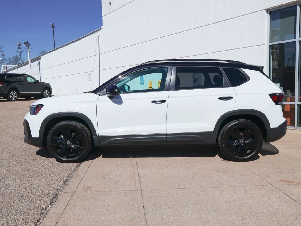 Certified 2025 Volkswagen Taos 1.5T SE Black SUV