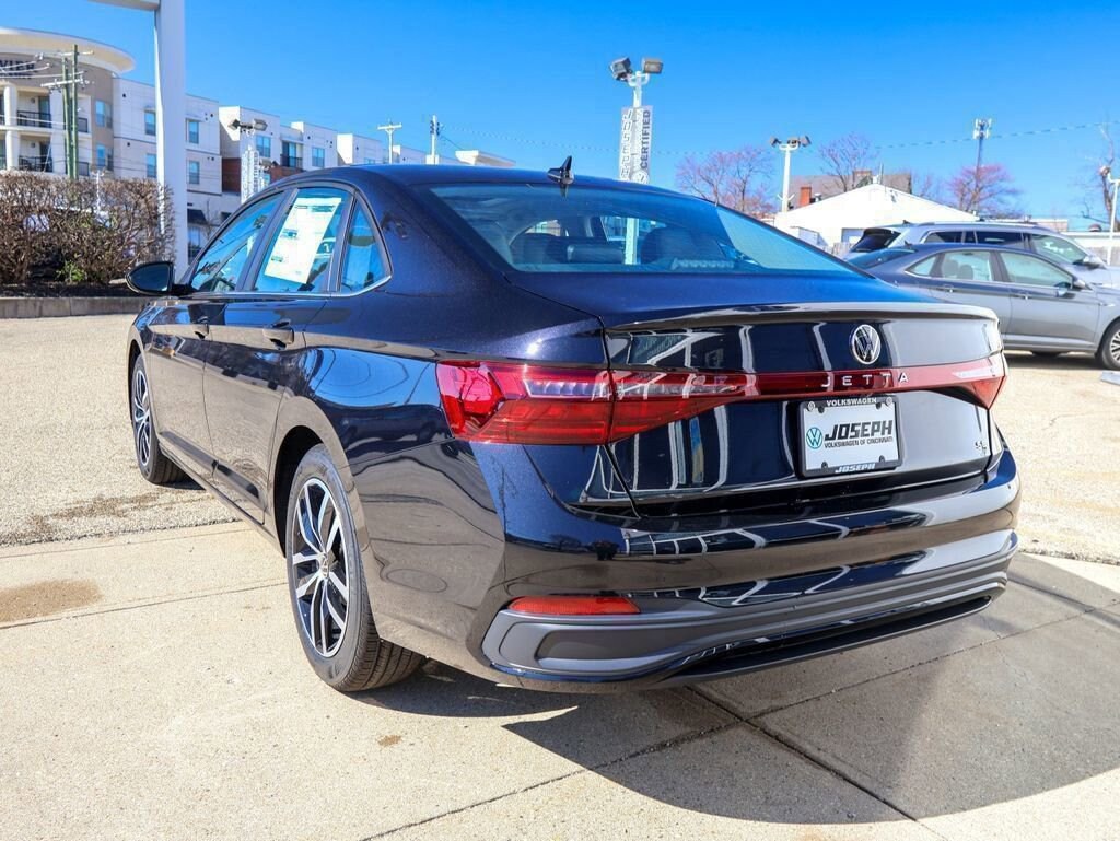 New 2026 Volkswagen Jetta 1.5T SE Sedan