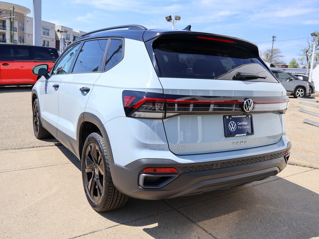 Certified 2025 Volkswagen Taos 1.5T SE Black SUV