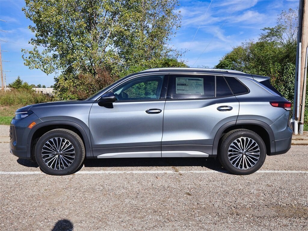 New 2025 Volkswagen Tiguan 2.0T S SUV