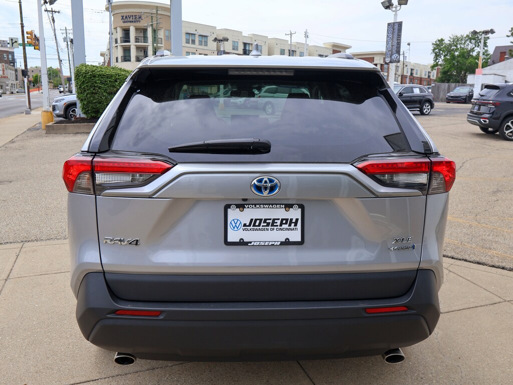 Used 2022 Toyota RAV4 Hybrid XLE SUV