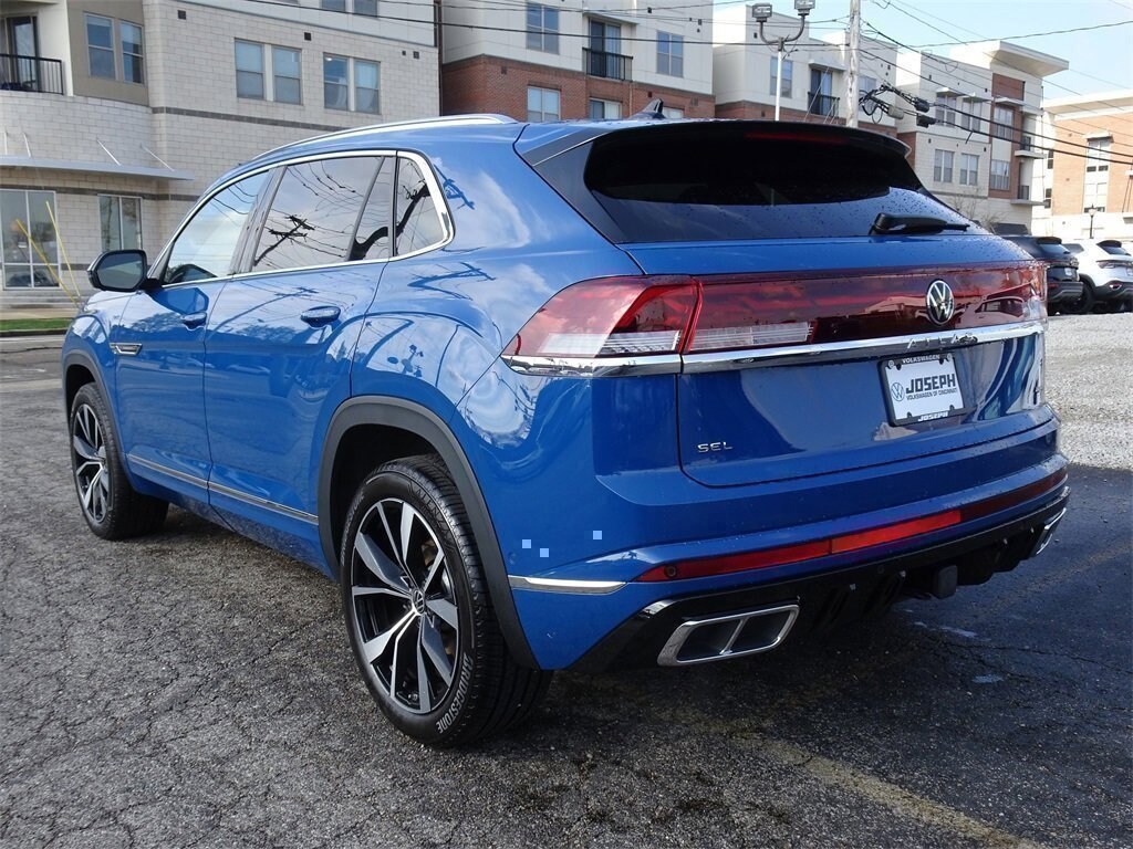 New 2025 Volkswagen Atlas Cross Sport 2.0T SEL Premium R-Line SUV