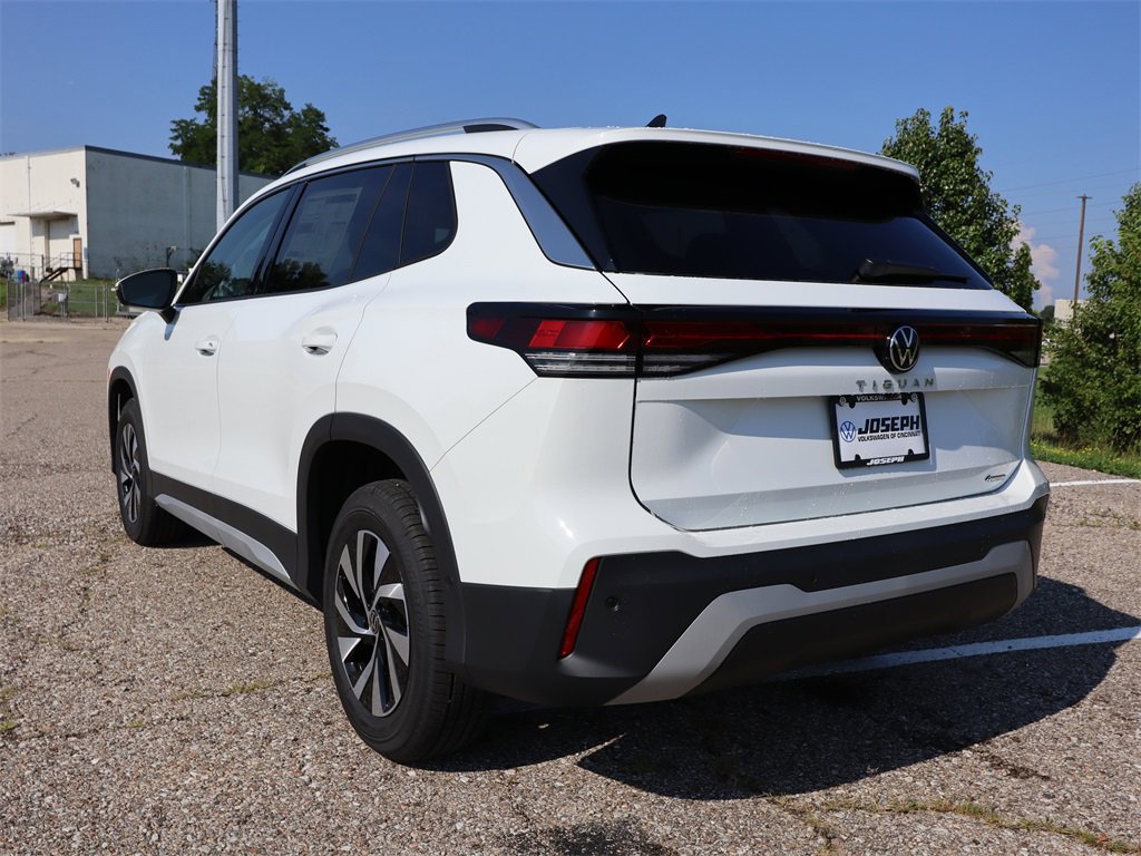 2025 Volkswagen Tiguan S photo 2